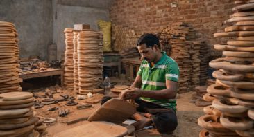 Why Indian Handcrafted Wood Is Back on Global Shelves — And This Time, It’s Different
