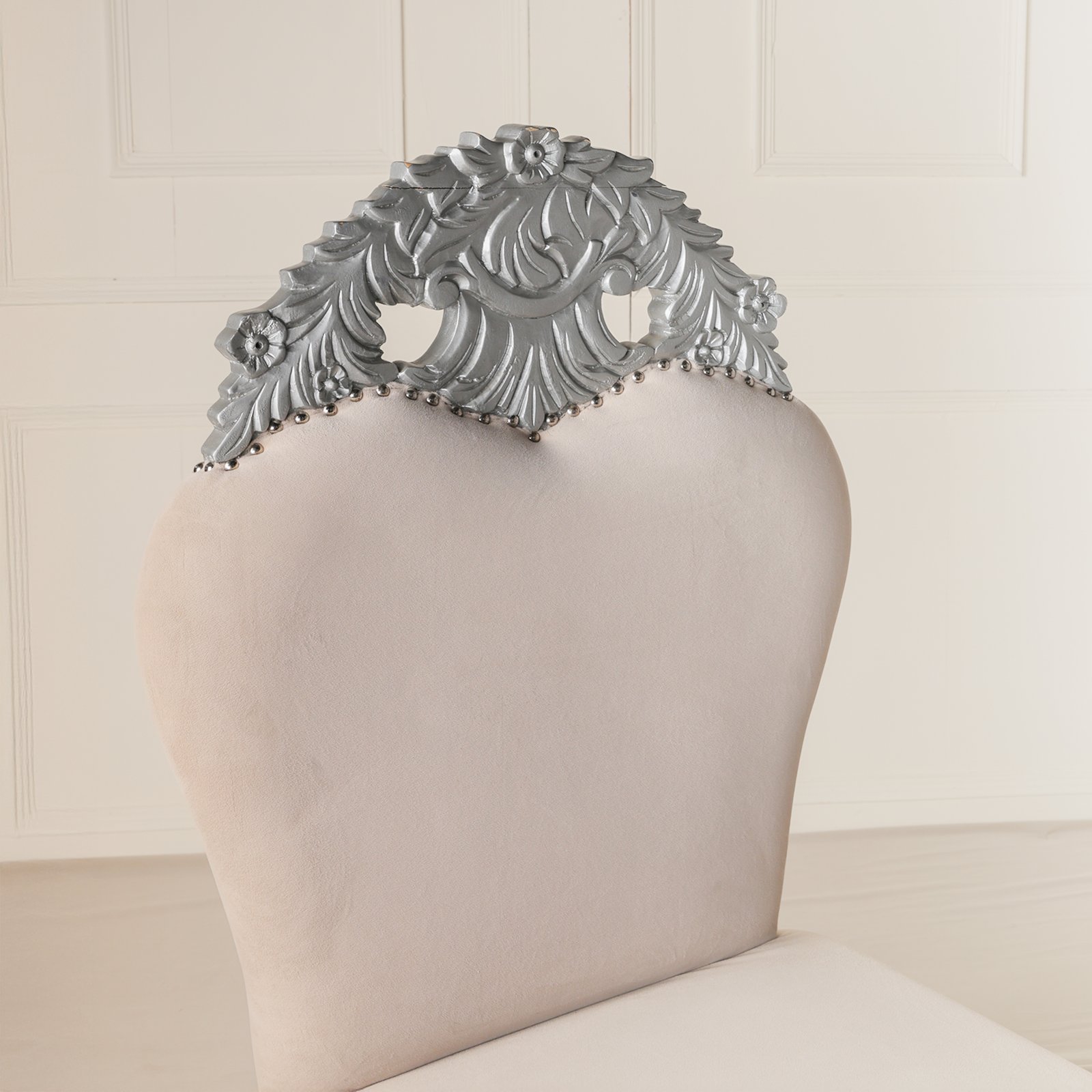Royal Mist Vedi Chair - Image 3