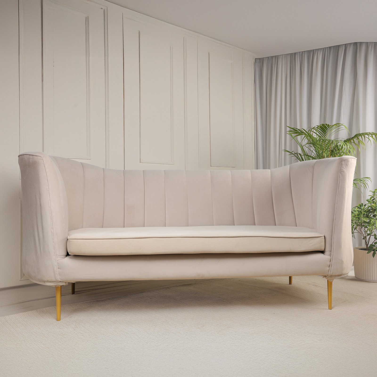 Winged Frame Sofa - Image 2