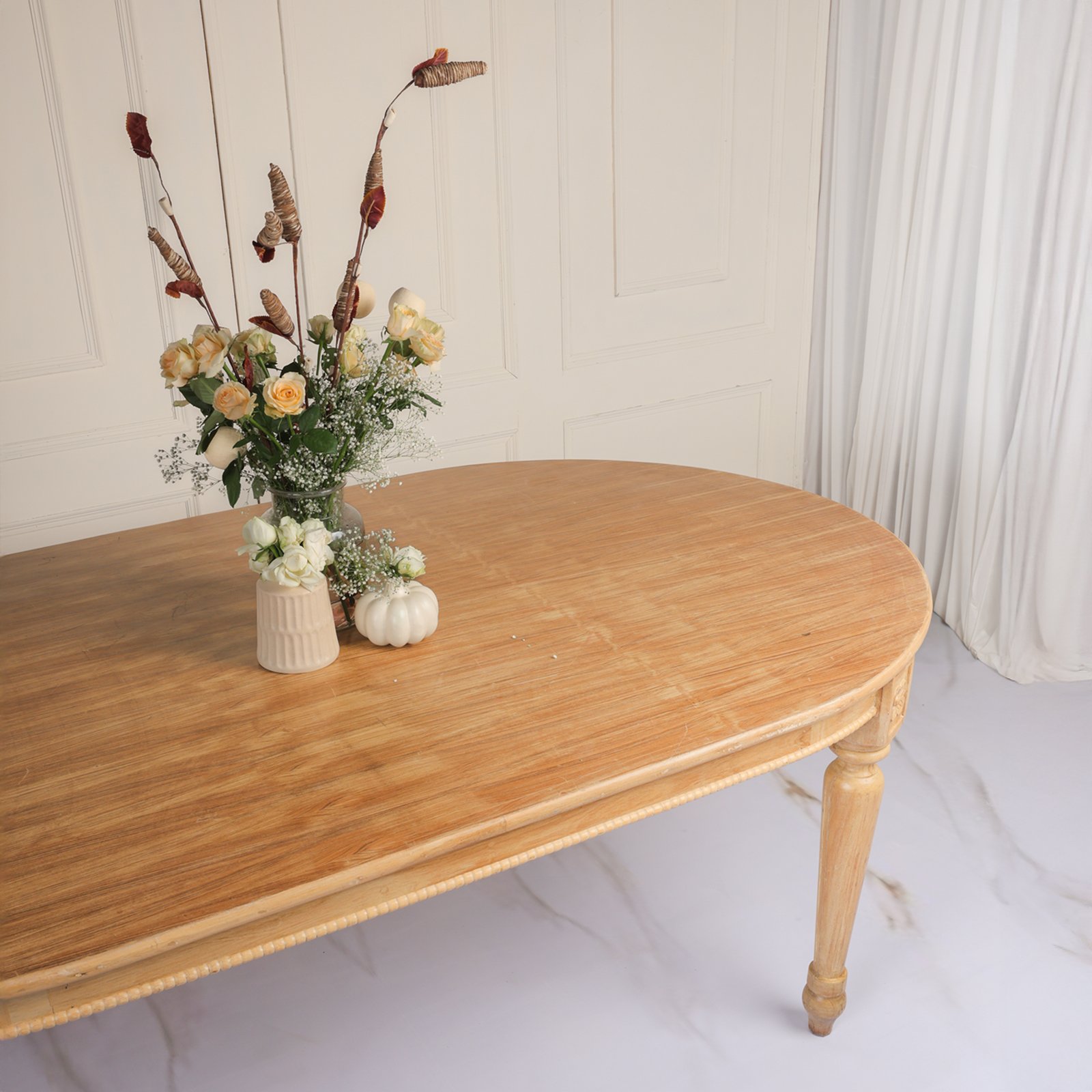 Oval Crest Table - Image 3