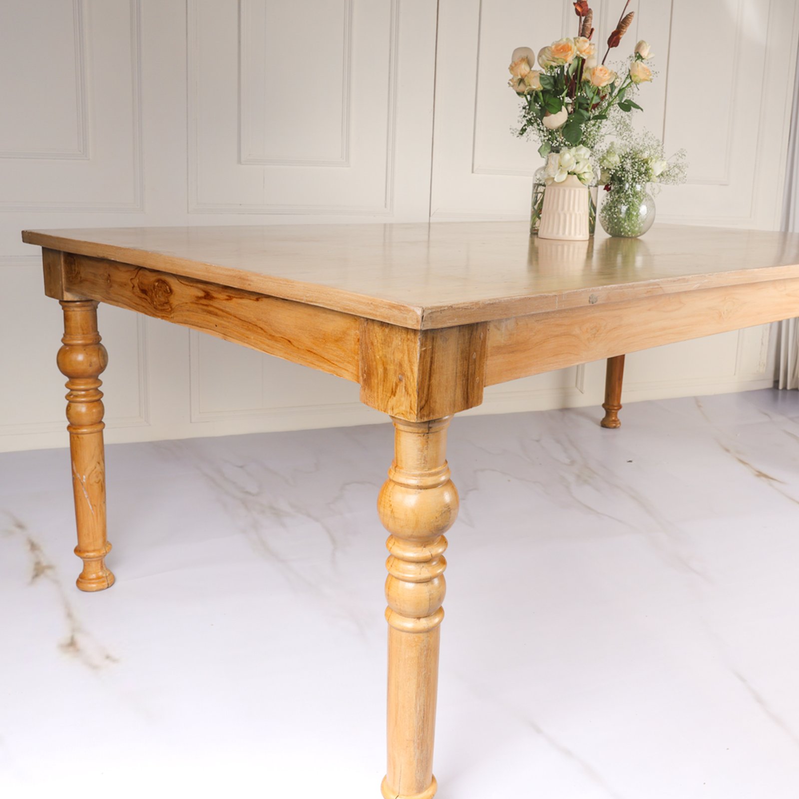 Elm Carve Table - Image 3