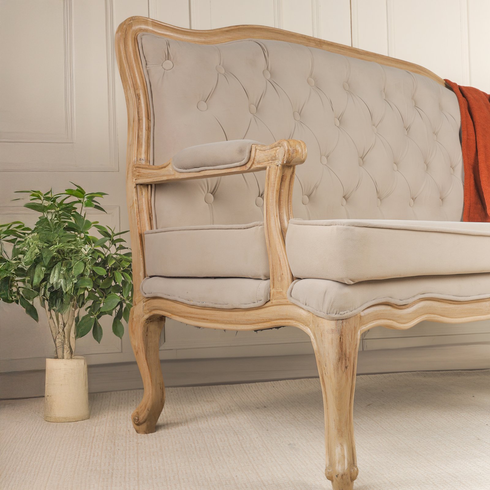 Heirloom 3-Seater Sofa - Image 2