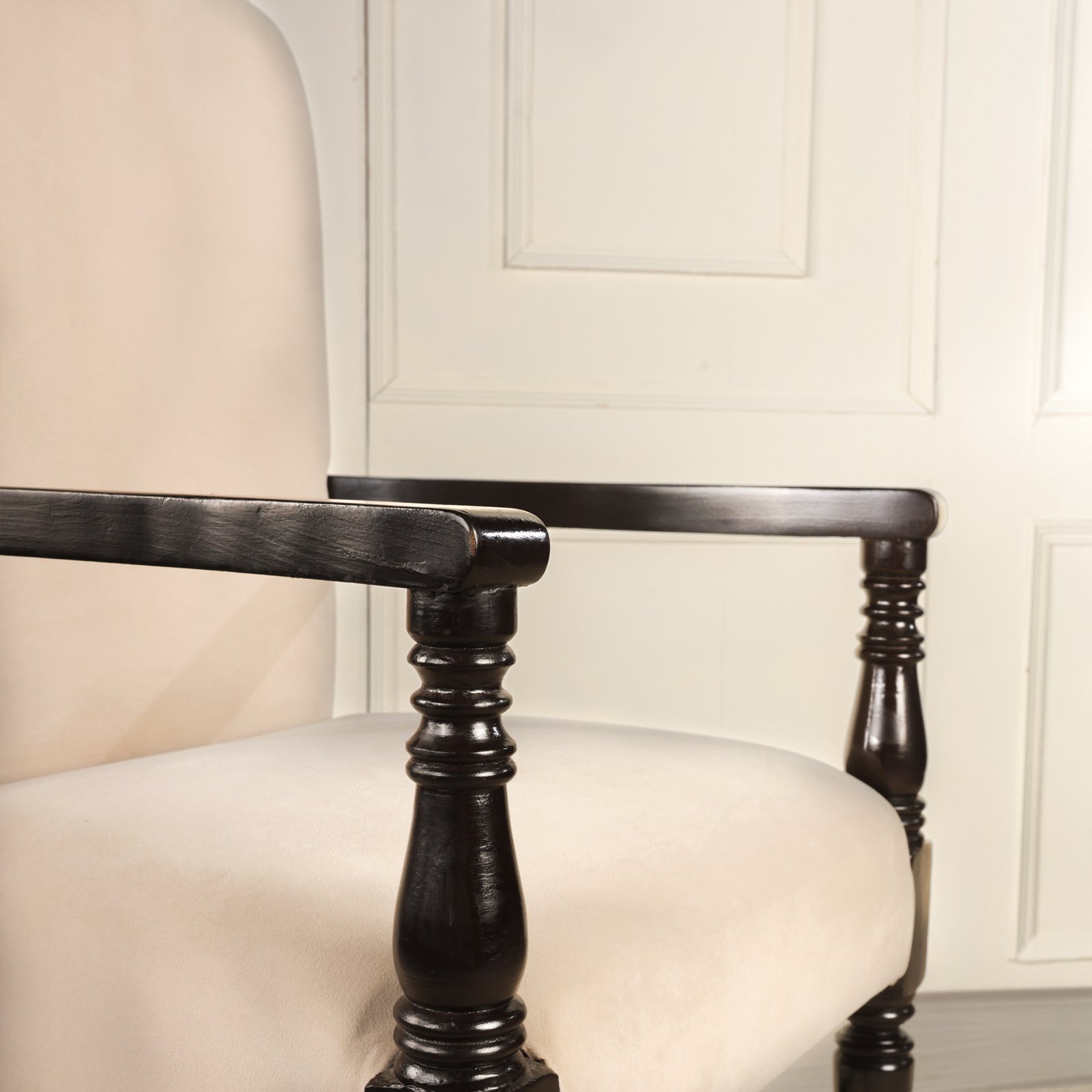 Majestic Arc Chair - Image 4